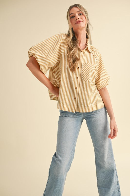 STRIPED BUBBLE SLEEVE BUTTON DOWN TOP
