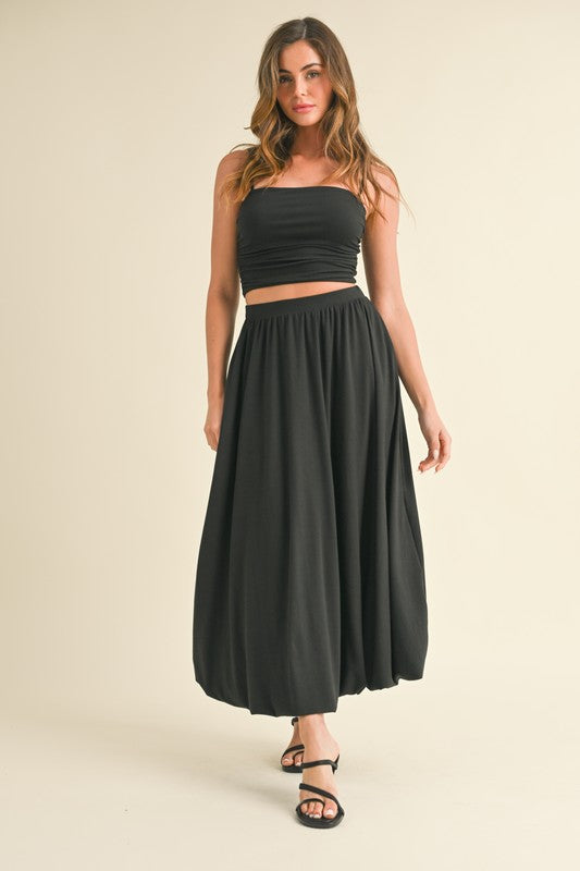SLEEVELESS CROP TOP WITH BALLOON MAXI SKIRT